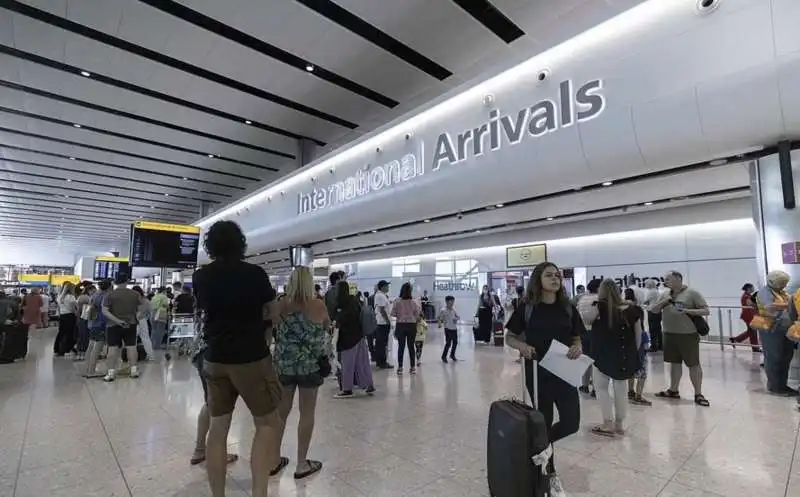 caos aeroporto di londra heathrow   5