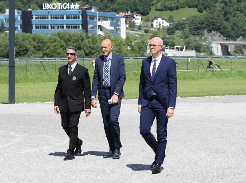 federico dinca ai funerali leonardo del vecchio   13