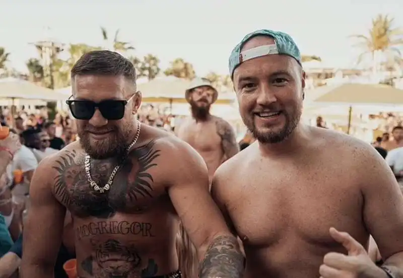 festa di compleanno di conor mcgregor a ibiza   7