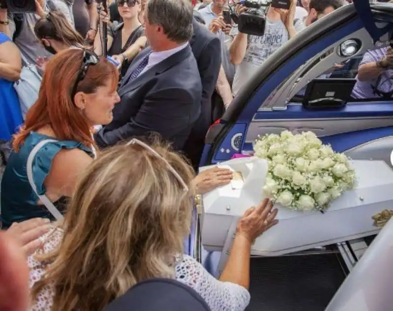 funerali di diana pifferi 5