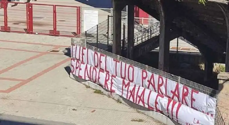 i tifosi del torino contestano la societa 4