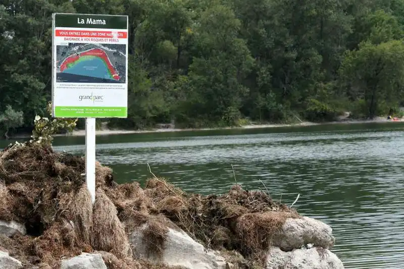 il Grand Parc Miribel Jonage per nudisti 3