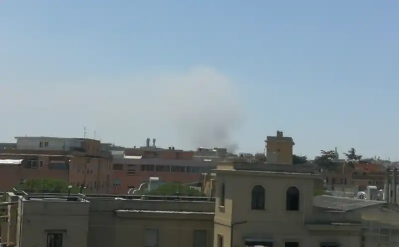 incendio alla Pisana a Roma 4