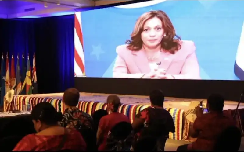 kamala harris politica del tonno