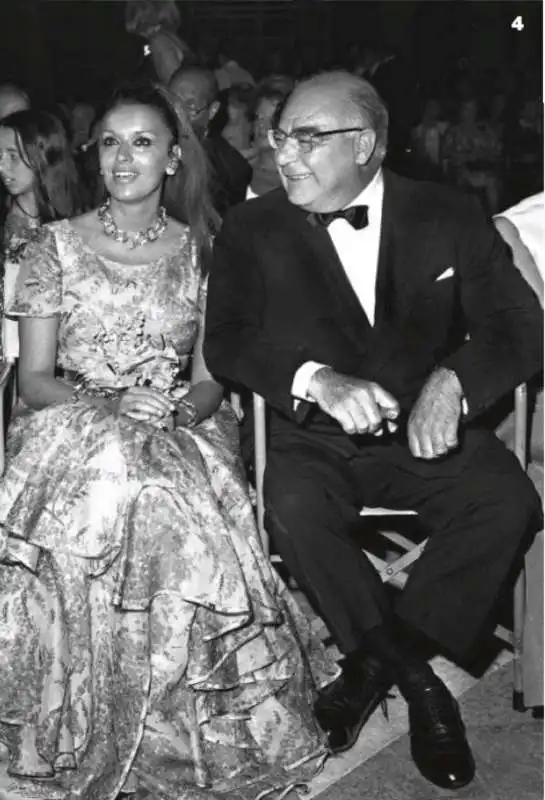 ljuba rizzoli con il marito andrea a venezia nel 1971