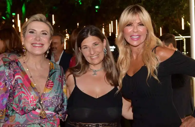 maria consiglio visco di marigliano  antonella minieri  matilde brandi  foto di bacco