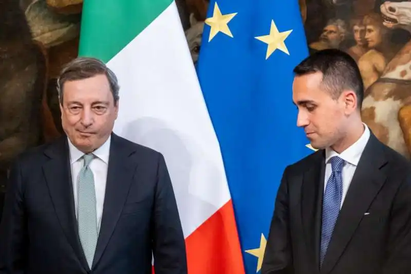 MARIO DRAGHI LUIGI DI MAIO 