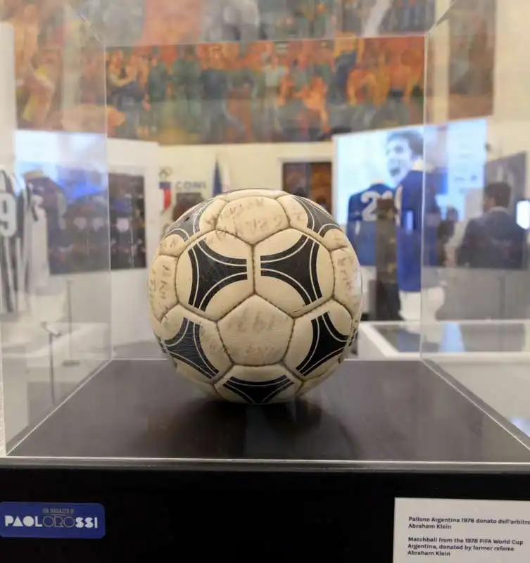 mostra un ragazzo d oro paolo rossi  (4)