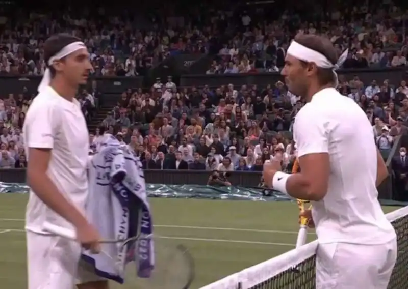 nadal chiama a rete sonego   wimbledon 