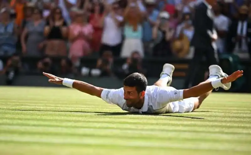 novak djokovic vince wimbledon 3 copia