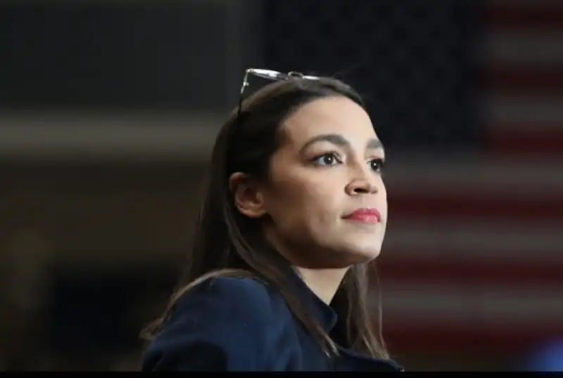 OCASIO CORTEZ 33