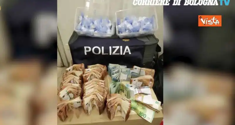 operazione antdroga a bologna 5