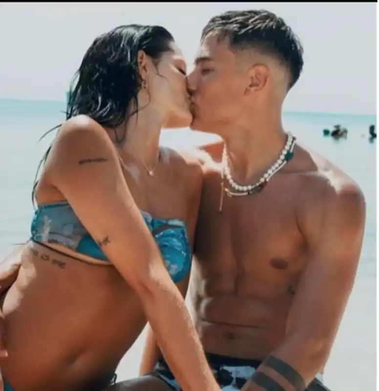 oriana sabatini dybala