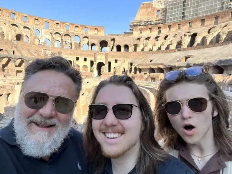 russell crowe in vacanza a roma 