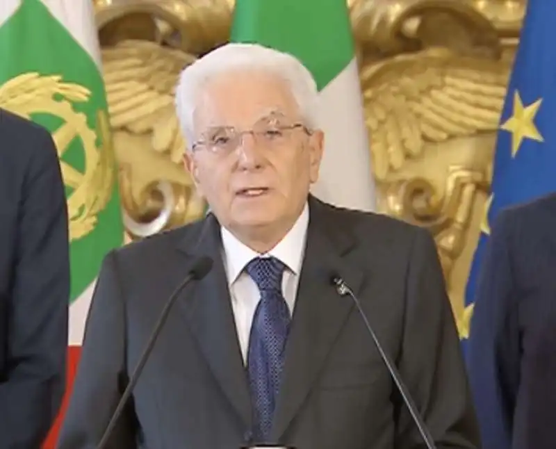 sergio mattarella scioglie le camere   2