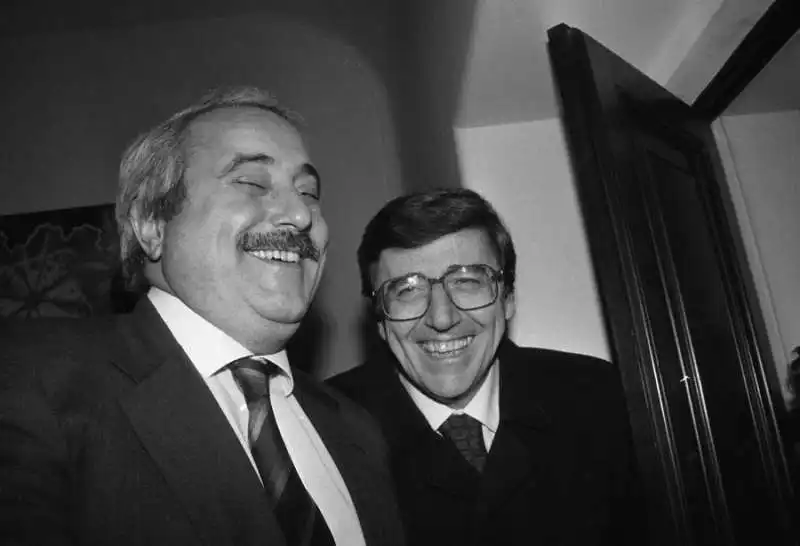 vincenzo scotti e giovanni falcone