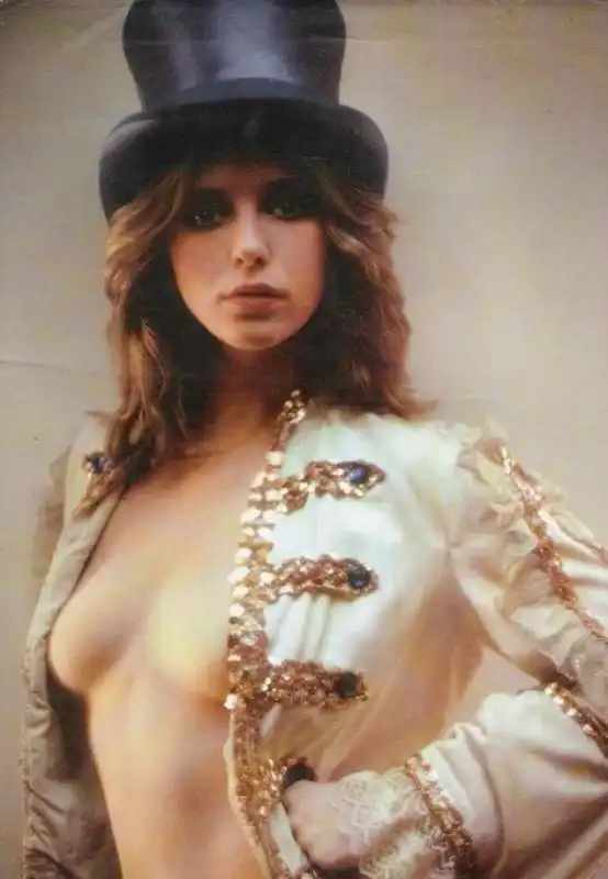 bebe buell (7)