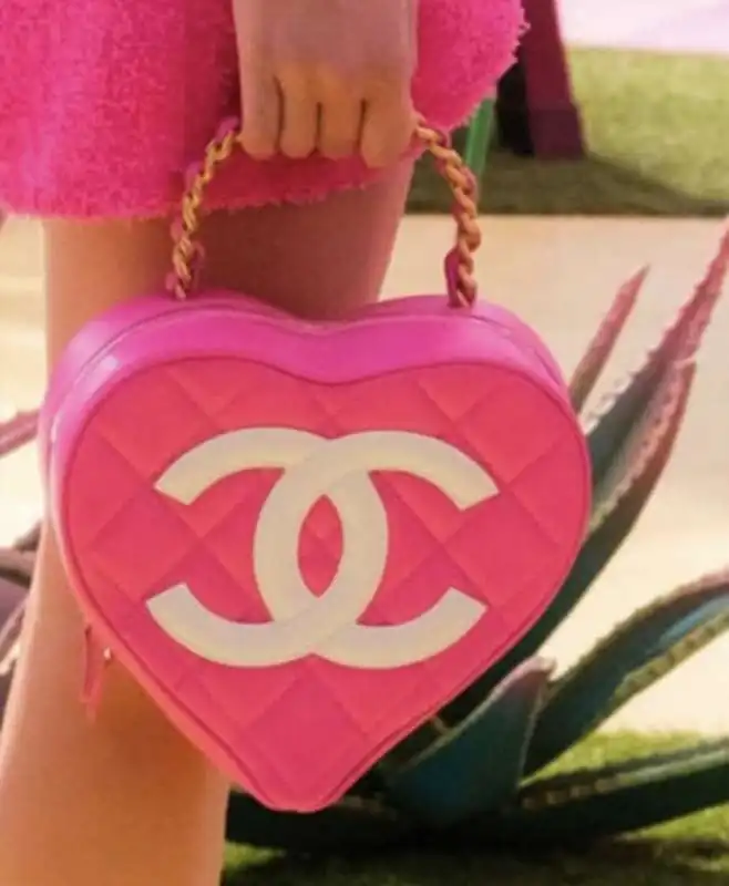 borsa chanel in barbie 