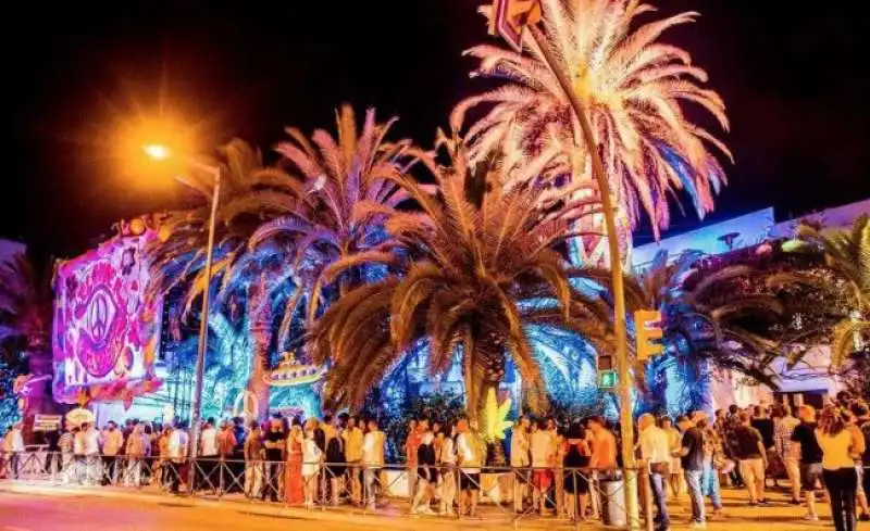 ibiza   pacha