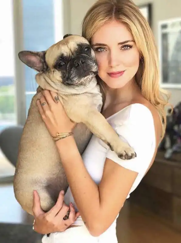 il messaggio di chiara ferragni per la morte del suo cane matilda 