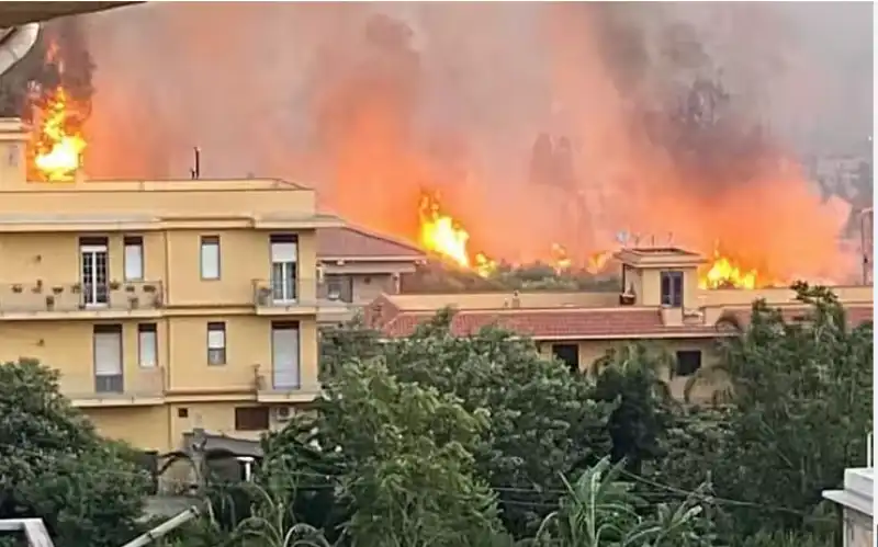 incendio palermo 4