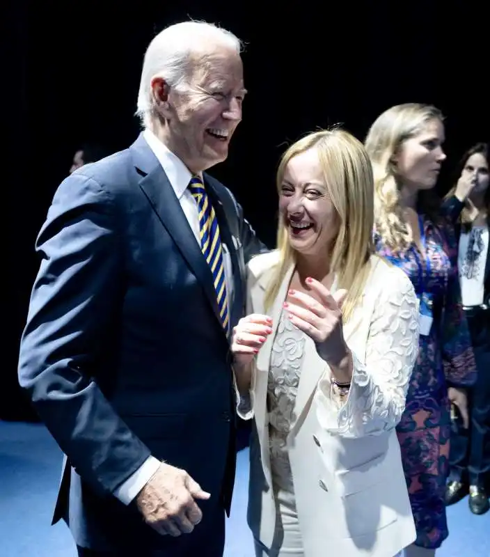 joe biden   giorgia meloni   vertice nato vilnius    3