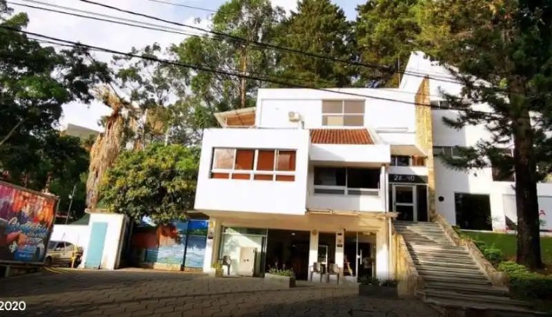 LAS CASA MUSEO DI PABLO ESCOBAR A MEDELLIN. 