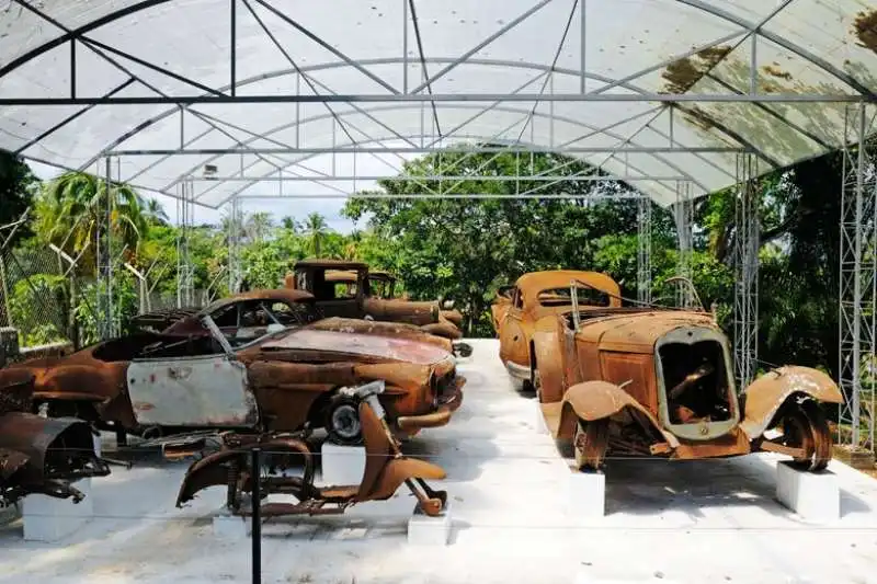 LAS CASA MUSEO DI PABLO ESCOBAR A MEDELLIN. 