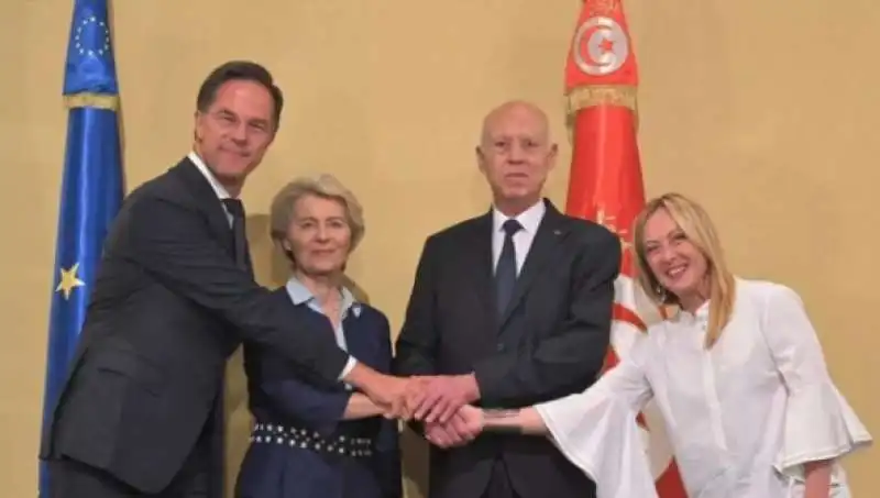 mark rutte - ursula von der leyen - kais saied - giorgia meloni

