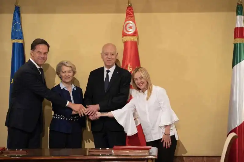 mark rutte   ursula von der leyen   kais saied   giorgia meloni   firma memorandum tunisia 