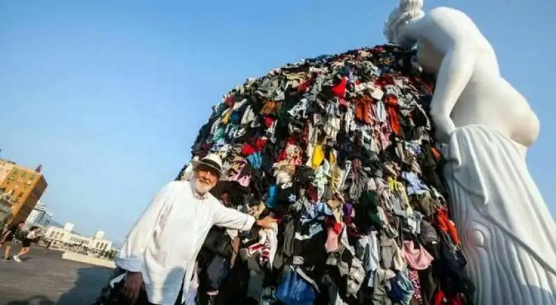 michelangelo pistoletto venere degli stracci 