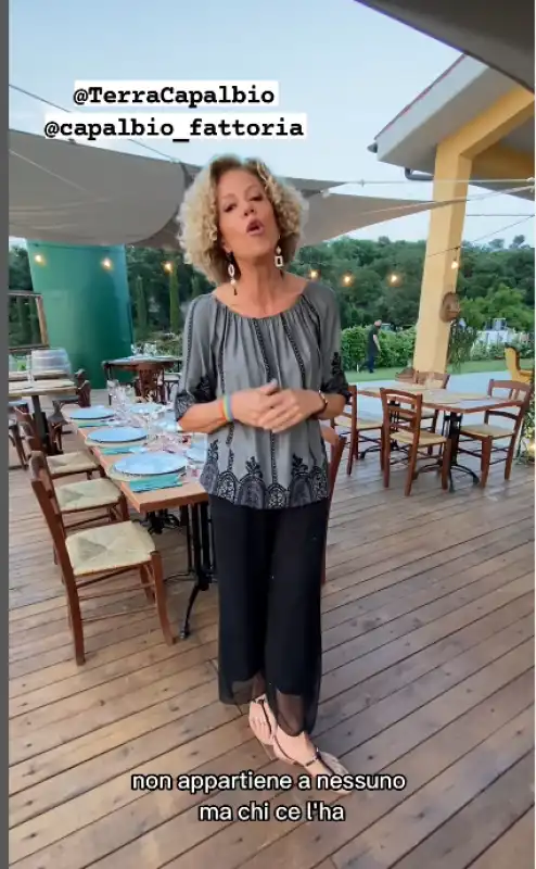 monica cirinnà video sul ristorante rurale