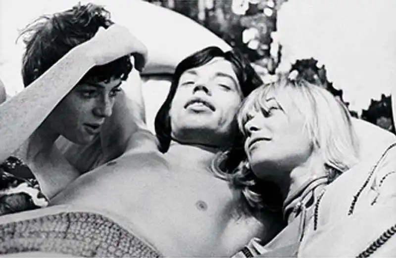 performance michele breton mick jagger anita pallenberg