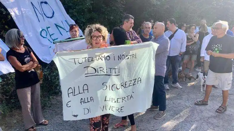 proteste contro scarcerazione di luca delfino 2