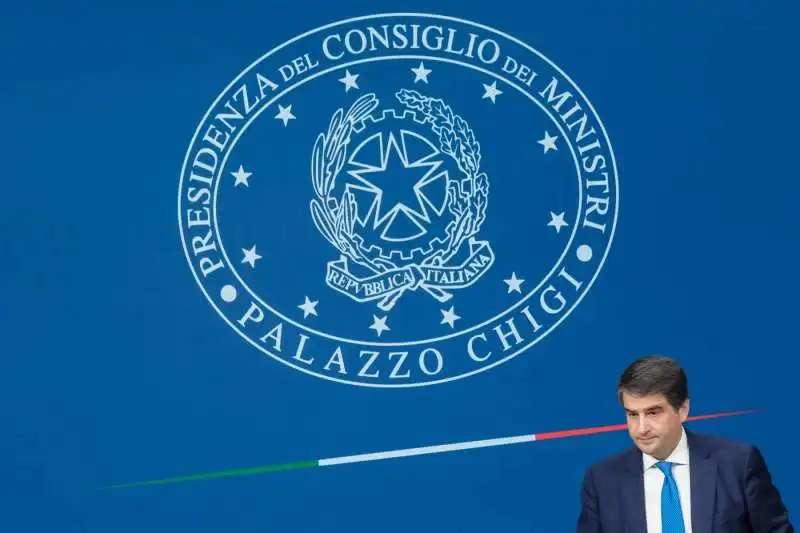 raffaele fitto presenta le modifiche al pnrr   1