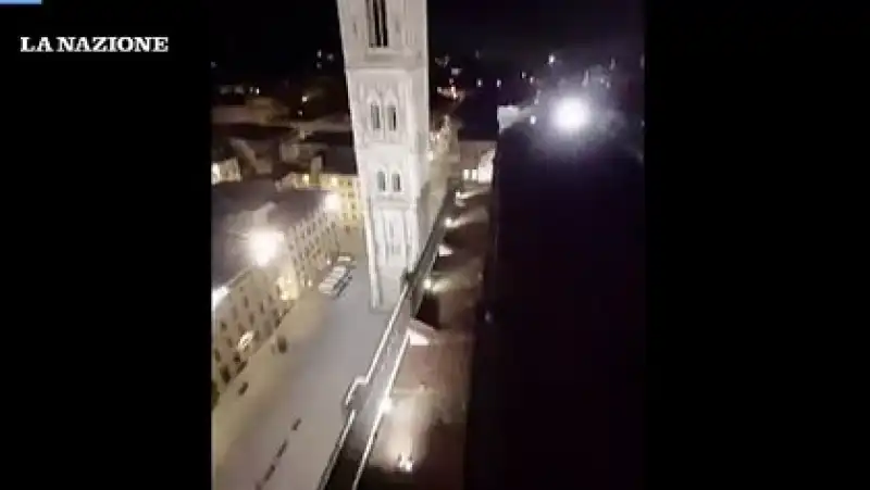 17enne si arrampica sulla cupola del duomo di firenze