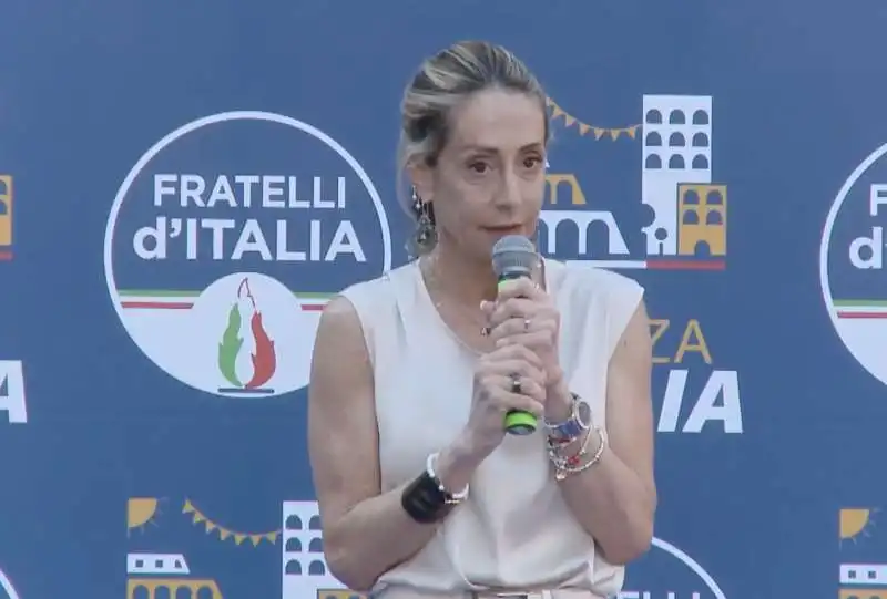 arianna meloni   piazza italia   la festa di fratelli d italia roma    1