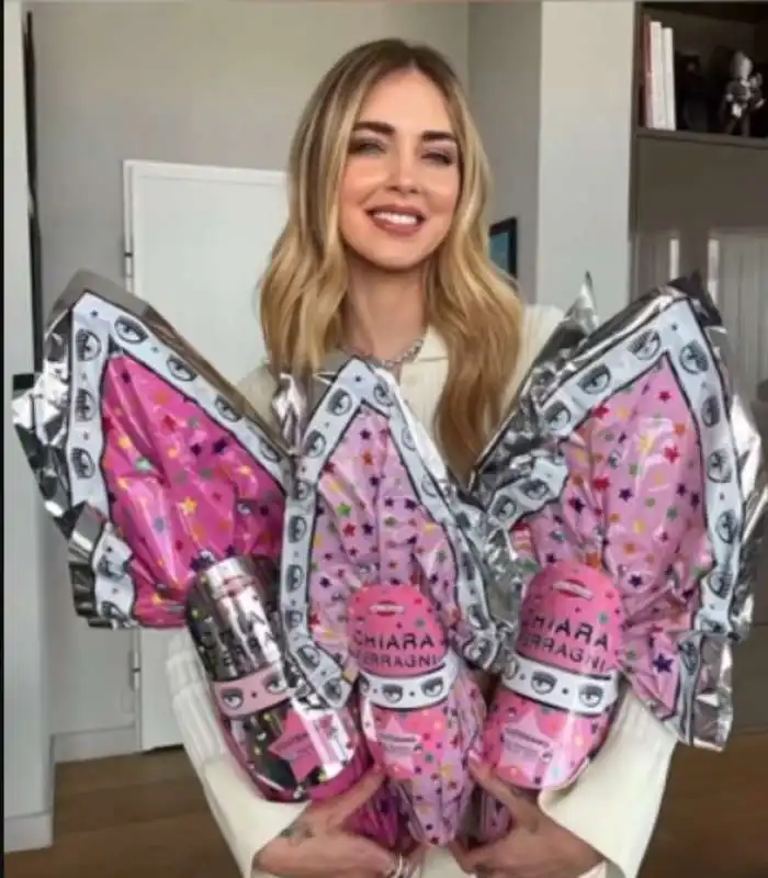 chiara ferragni e le uova di pasqua 2