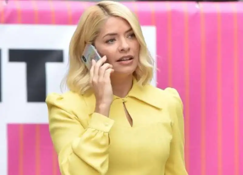  holly willoughby 6