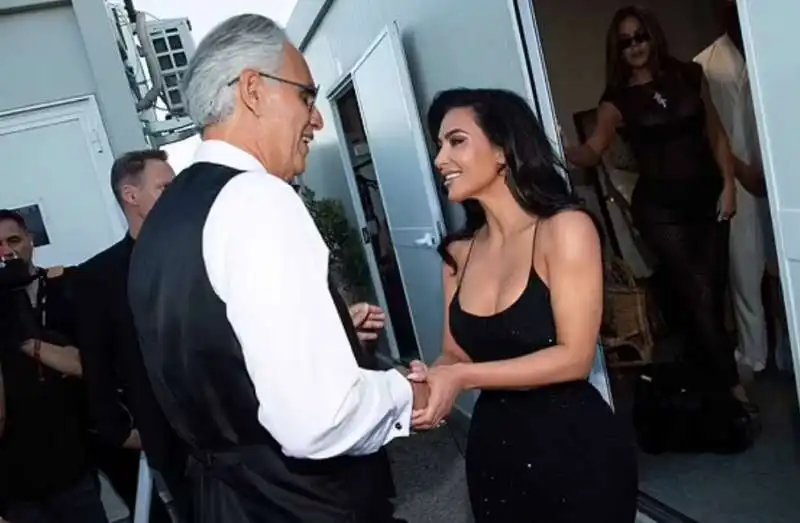 i trent anni di carriera di andrea bocelli kim kardashian 1