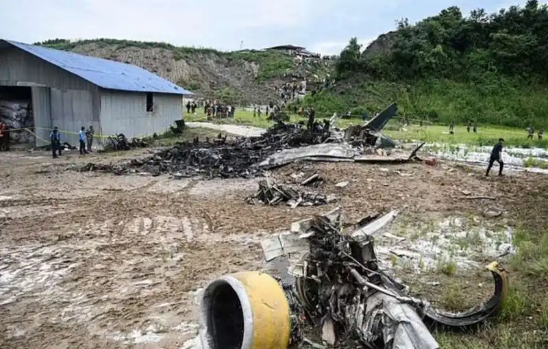 incidente aereo in nepal 16