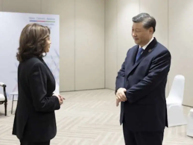 kamala harris   xi jinping 