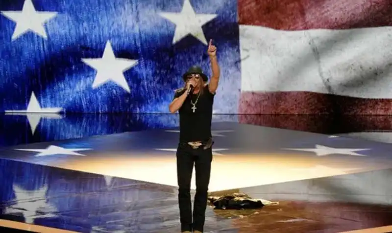 kid rock  alla convention repubblicana di milwaukee