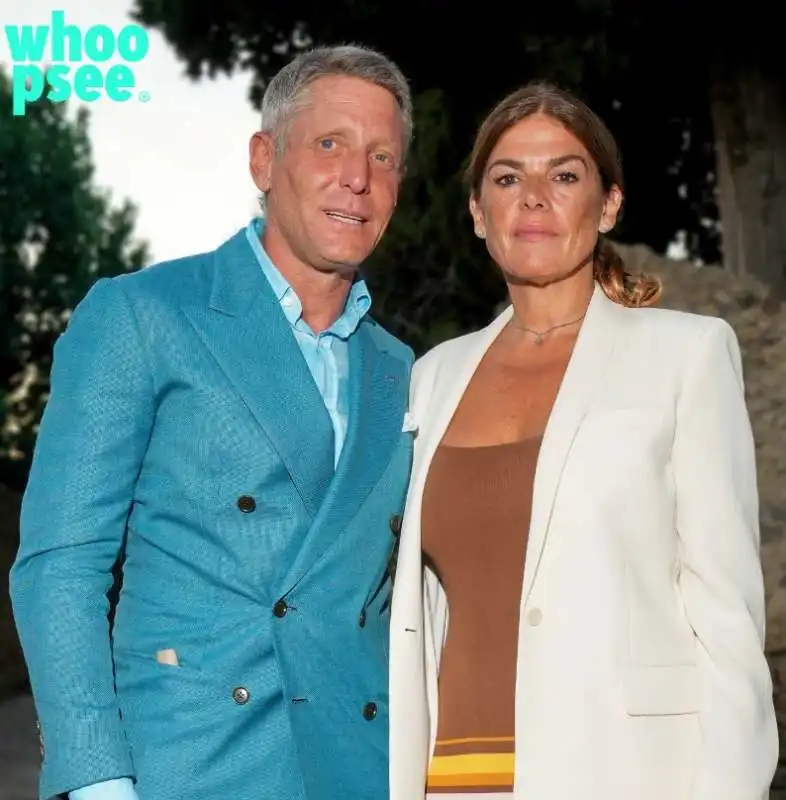 lapo elkann e joana lemos a una notte di cuore a pompei 4