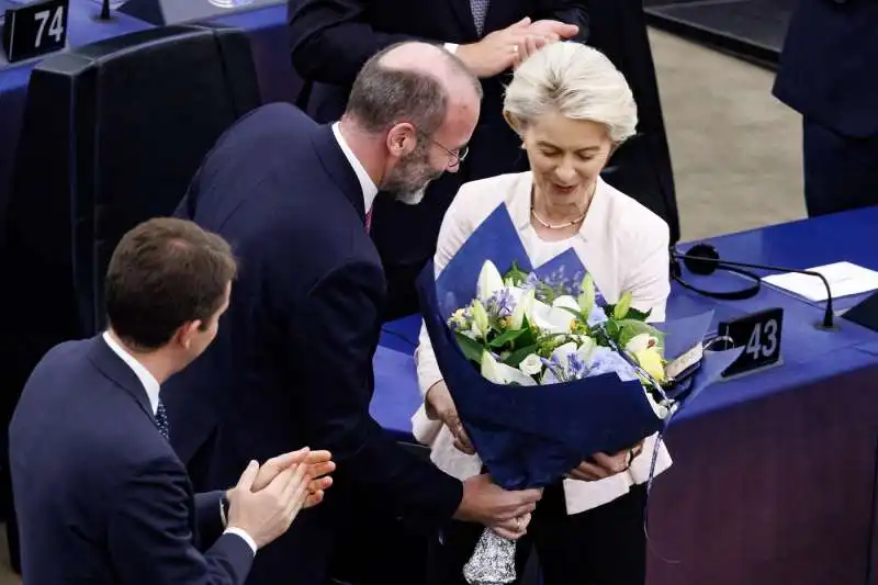 manfred weber   ursula von der leyen     