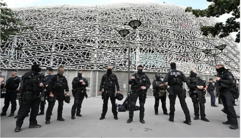 parigi blindata giochi olimpici cerimonia inaugurazione 4