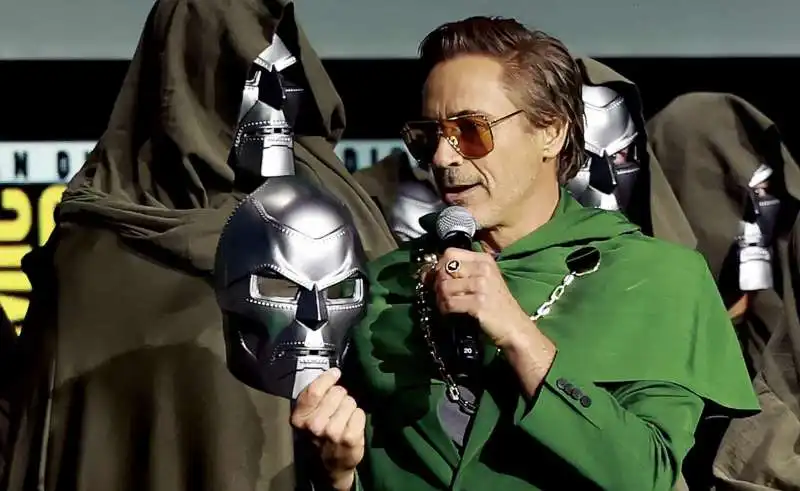 ROBERT DOWNEY JR. DOTTOR DESTINO 