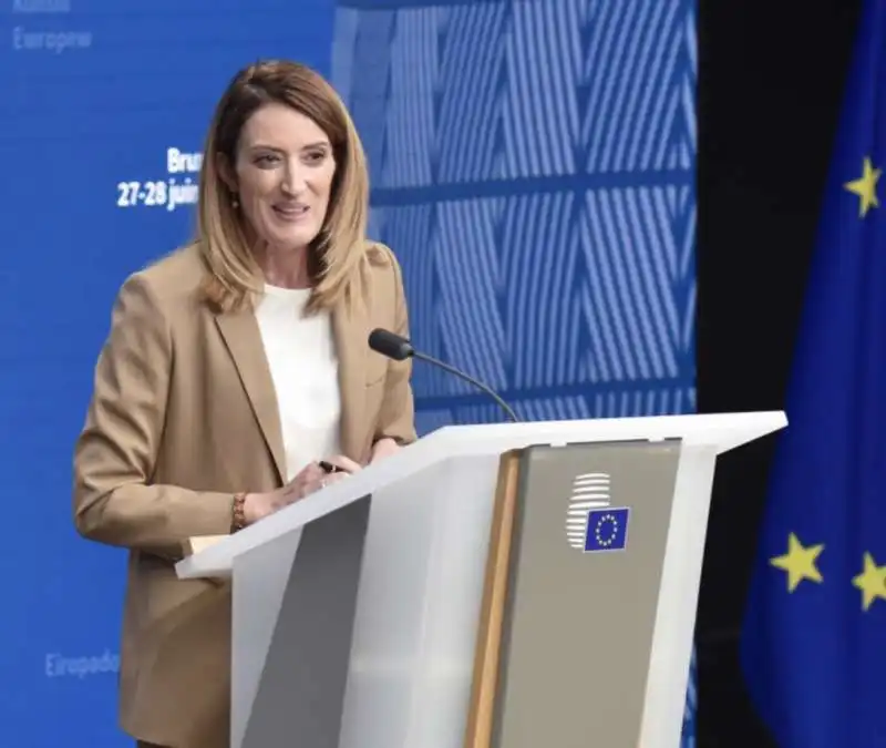 roberta metsola rieletta presidente del parlamento europeo   3