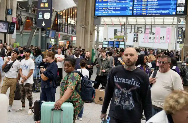 SABOTAGGIO DEI TRENI TGV IN FRANCIA 