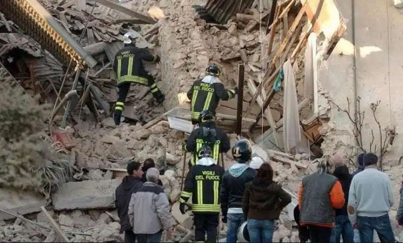 terremoto a l'aquila 1